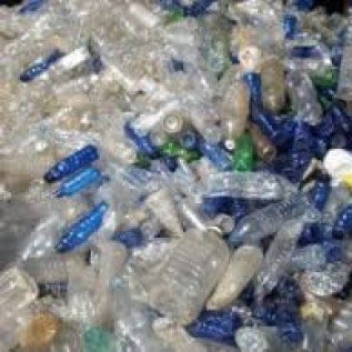 Dibutuhkan limbah plastik jumlah banyak 