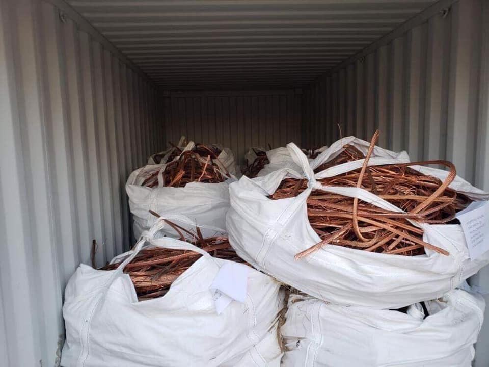 PENGIRIMAN BARANG IMPORT EXPORT DI KEPABEANAN