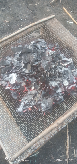 Arang batok  spek briket