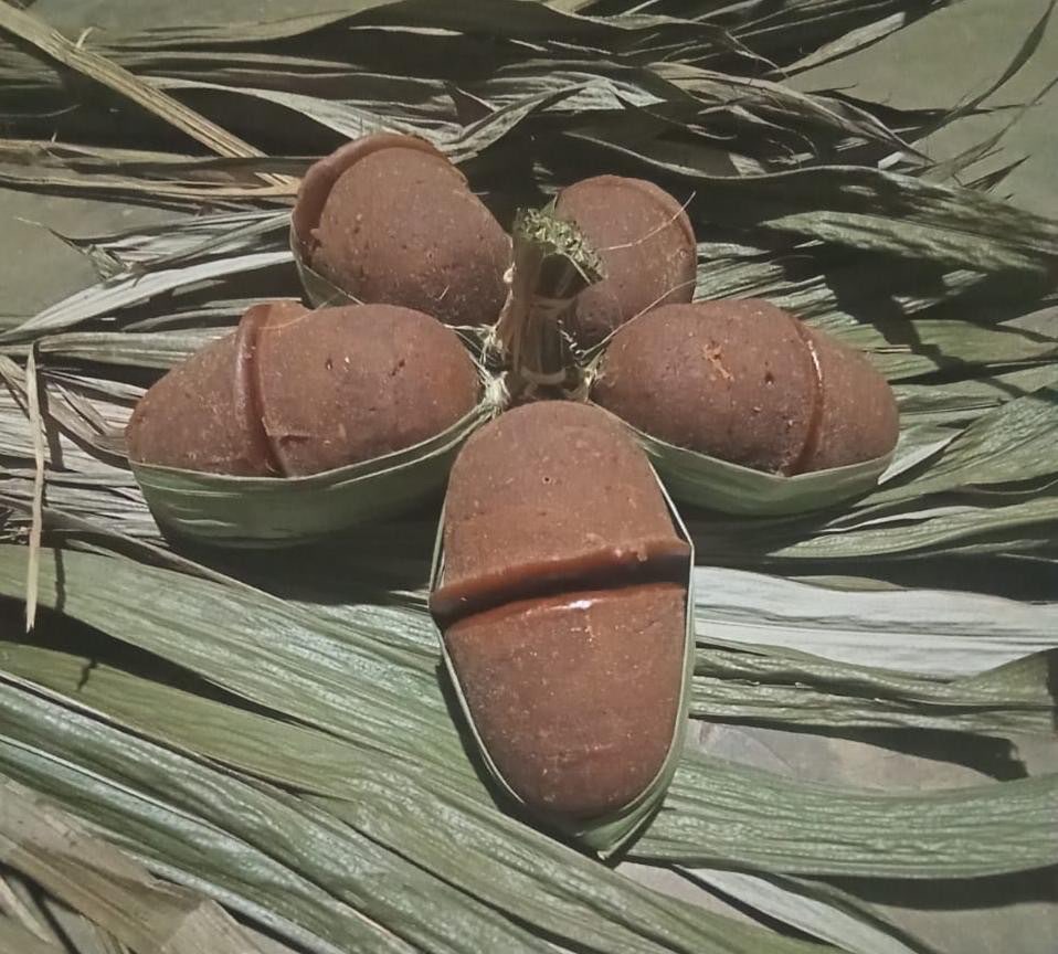 Gula aren batok/ Arenga palm sugar