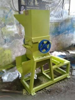 Mesin Giling Plastik & Kertas KMB 05 Kapasitas 50 Kg/Jam