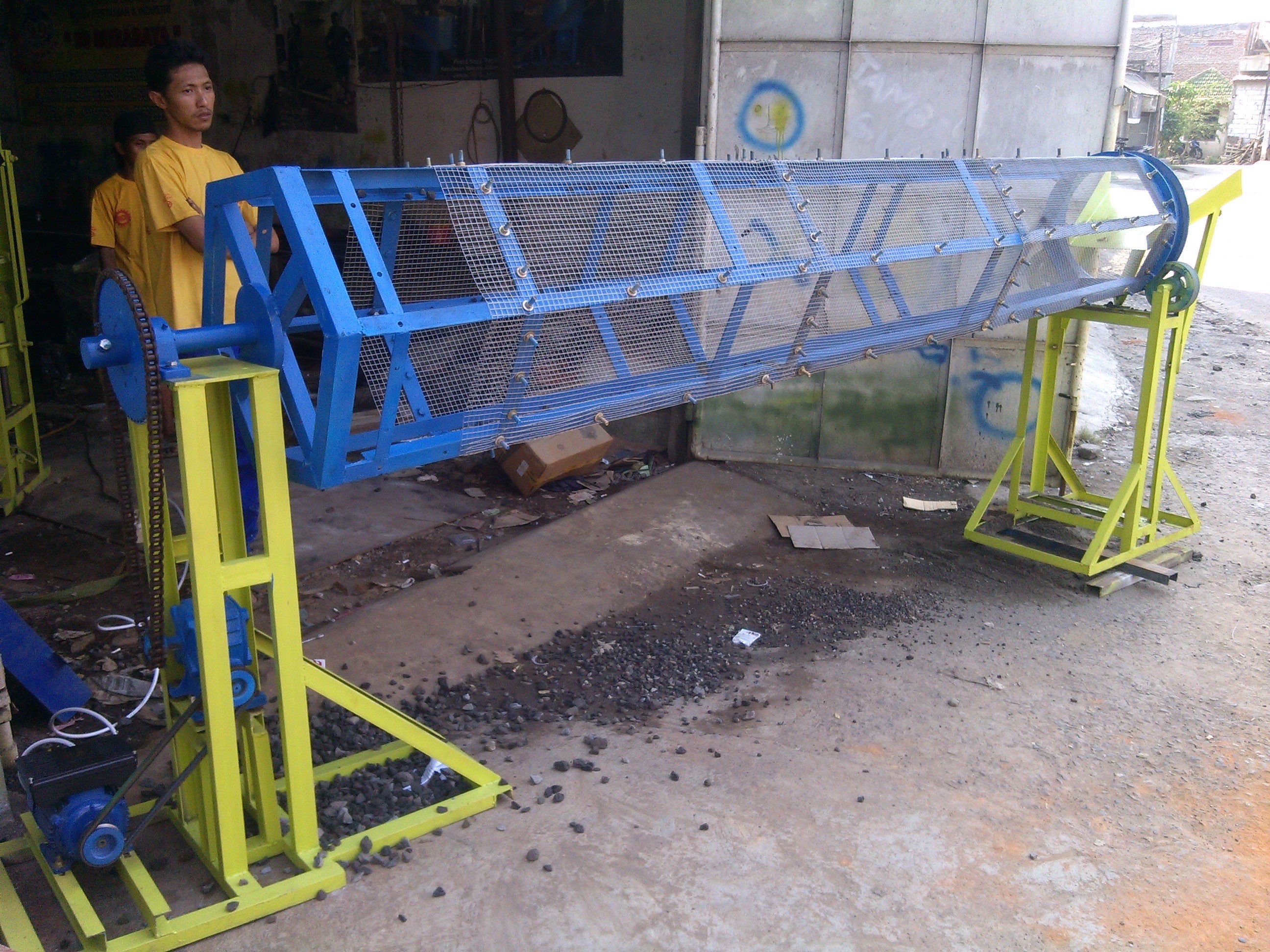 Mesin Pengayak Kompos