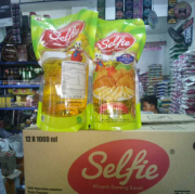 minyak goreng selfie 1 liter