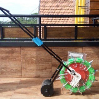 Alat Tanam Jagung Kedelai dan Kacang-kacangan