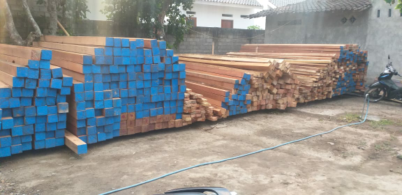 Kayu Olahan Meranti,Keriung & Bengkirai