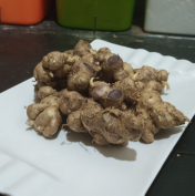 Rimpang Kunyit Hitam