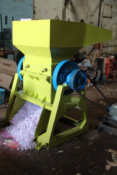 Mesin Plastik KMB 3 Kapasitas 300 Kg/Jam