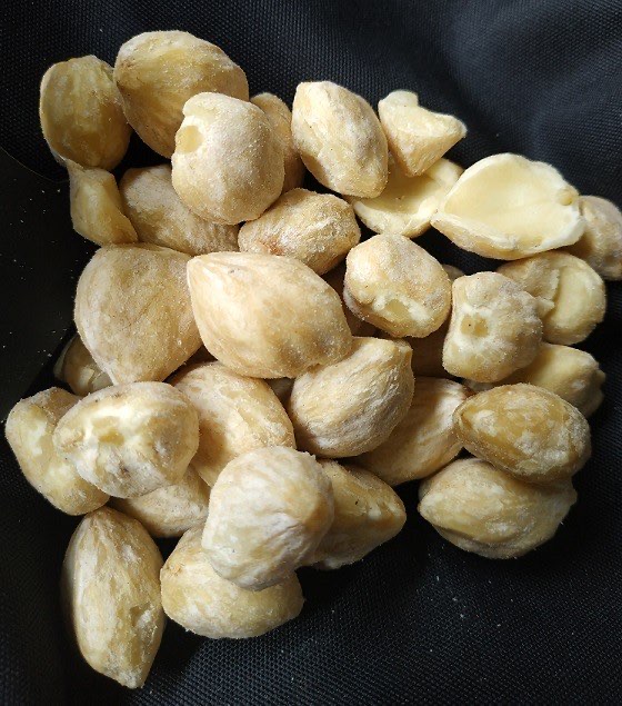 Kemiri Kupas Istimewa (Grade Asal, Buat, Pecah)