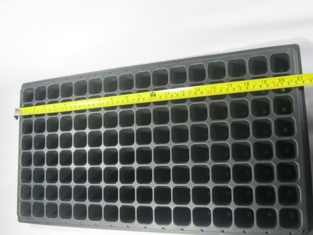 Tray Semai / Bibit Untuk Benih Tanaman (Bentuk kotak kecil)