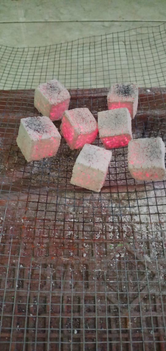 Briket Arang Tempurung Kelapa / Coconut Charcoal Briquettes