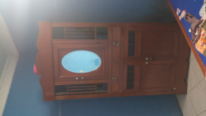 di jual lemari jati kuno
