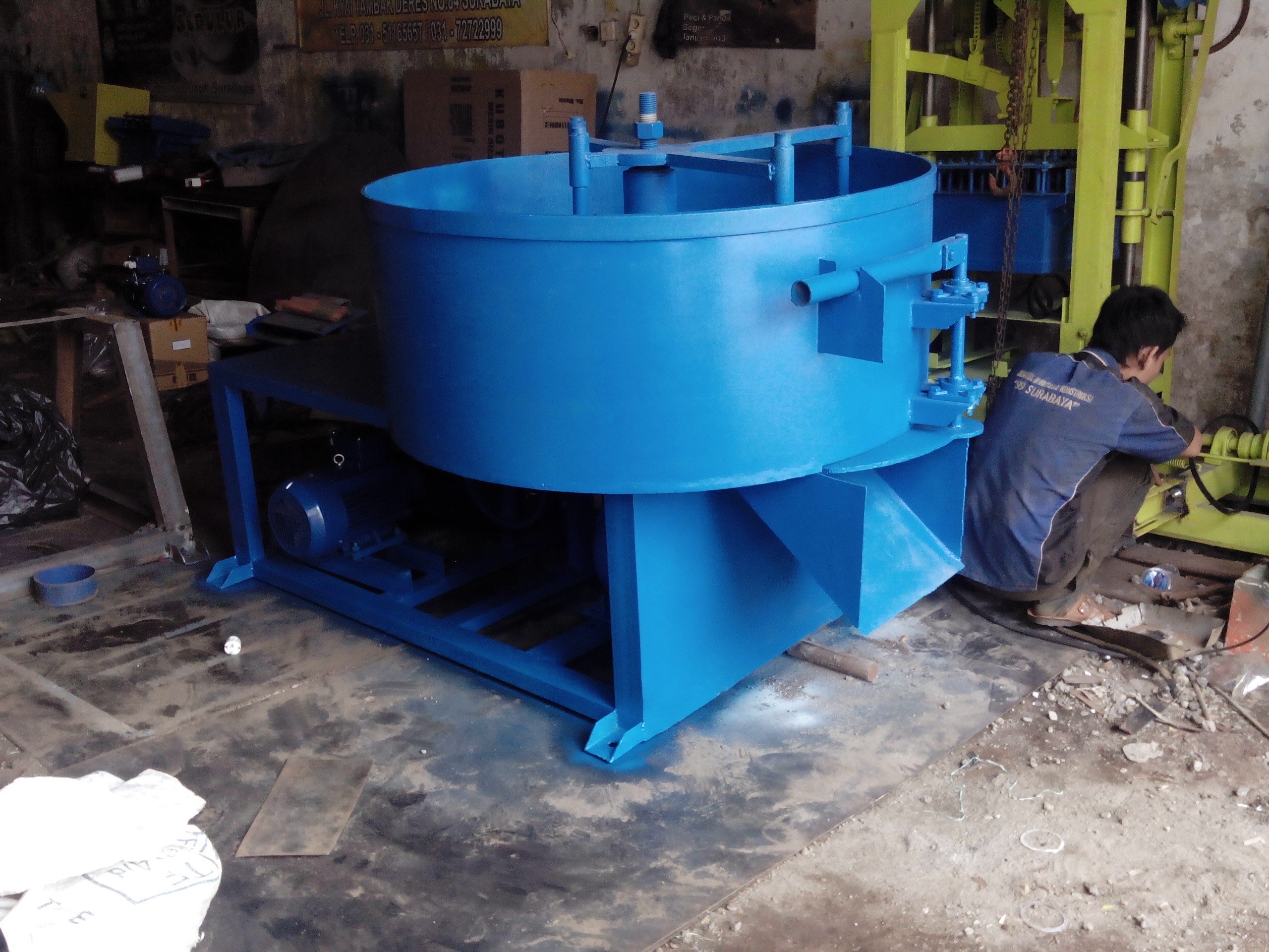 Mesin Mixer / Pengaduk Batako