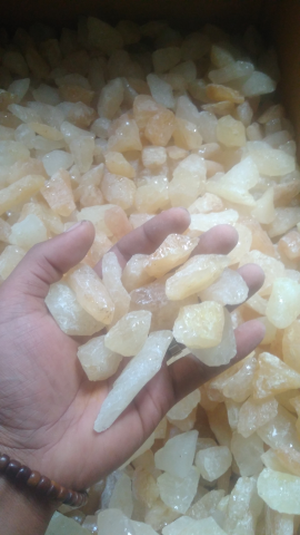 Getah Damar / Gum Copal