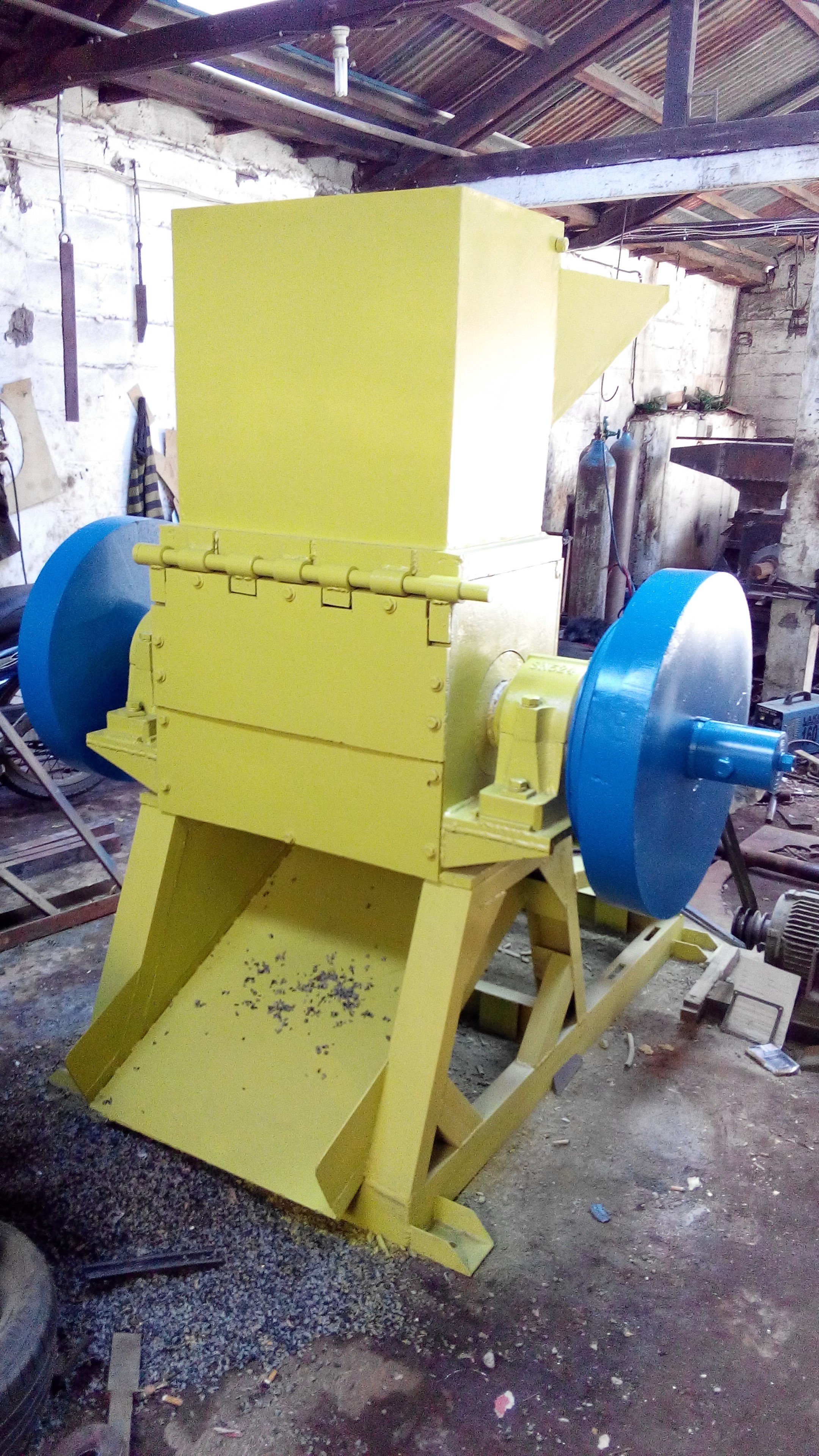 Mesin Giling Plastik KMB 5
