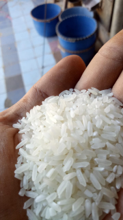 Beras kualitas premium, harga murmer.