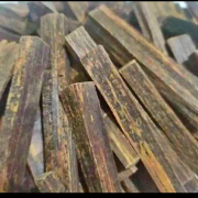 Gaharu chips kalimantan