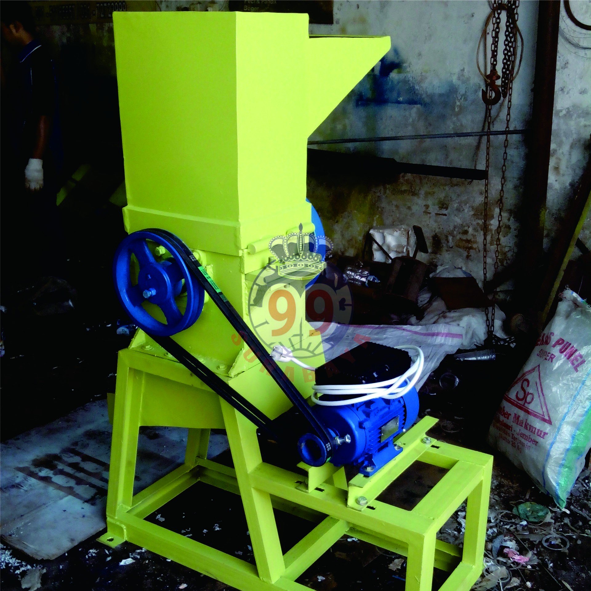 Mesin Giling / Pencacah Plastik ( Perajang Semua Jenis Plastik) KMB 05