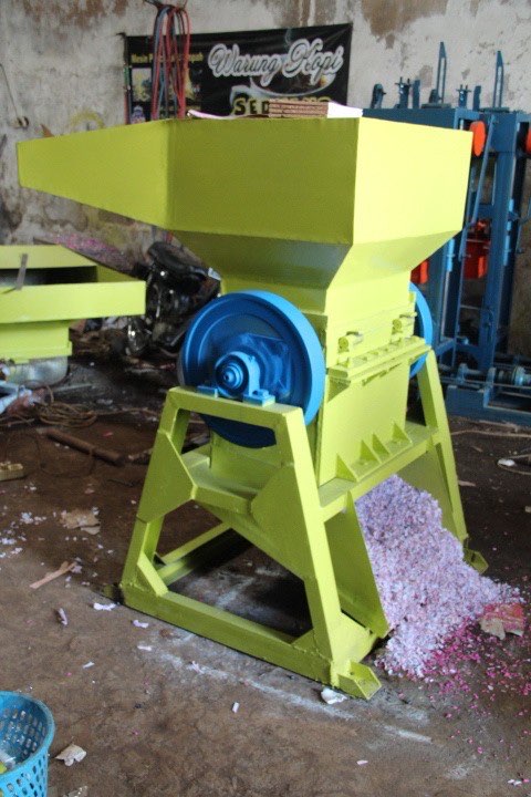 Mesin Giling Plastik KMB 3 Kapasitas 300 kg/jam