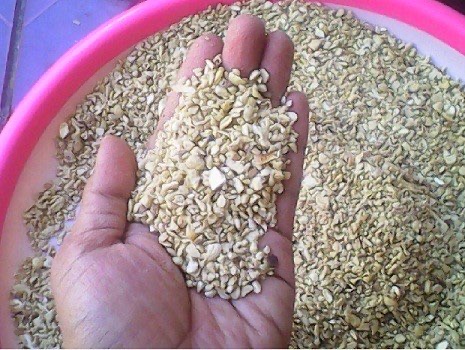 Kacang Mete Remukan