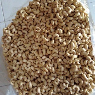 Kacang Mete Kacang Mede Kacang Mente Raw Cashew Nuts Mentah