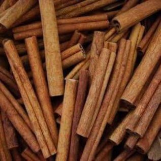 Manjual kentang segar, kacang-kacangan, bawang, cabe segar, sayur-sayuran, cassiavera/kulit manis, dll