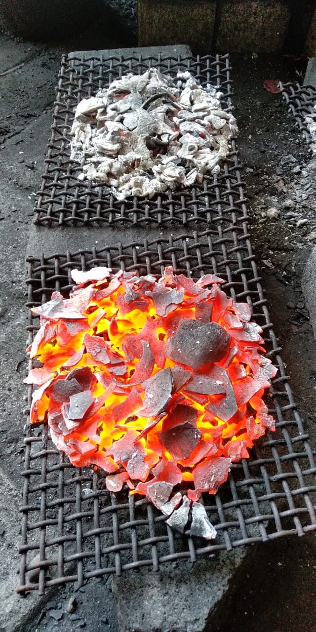 Di butuhkan Suplier Arang Batok Kelapa !!!Kepada rekan petani dan produsen !!!